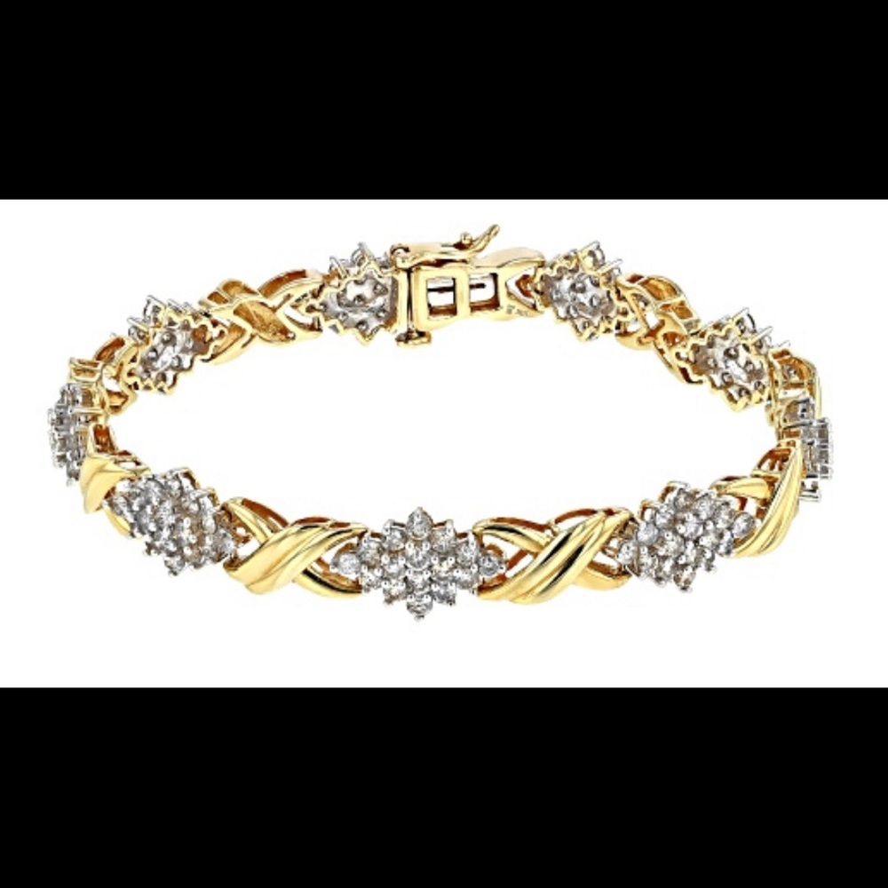Gorgeous 5 carat Diamond bracelet